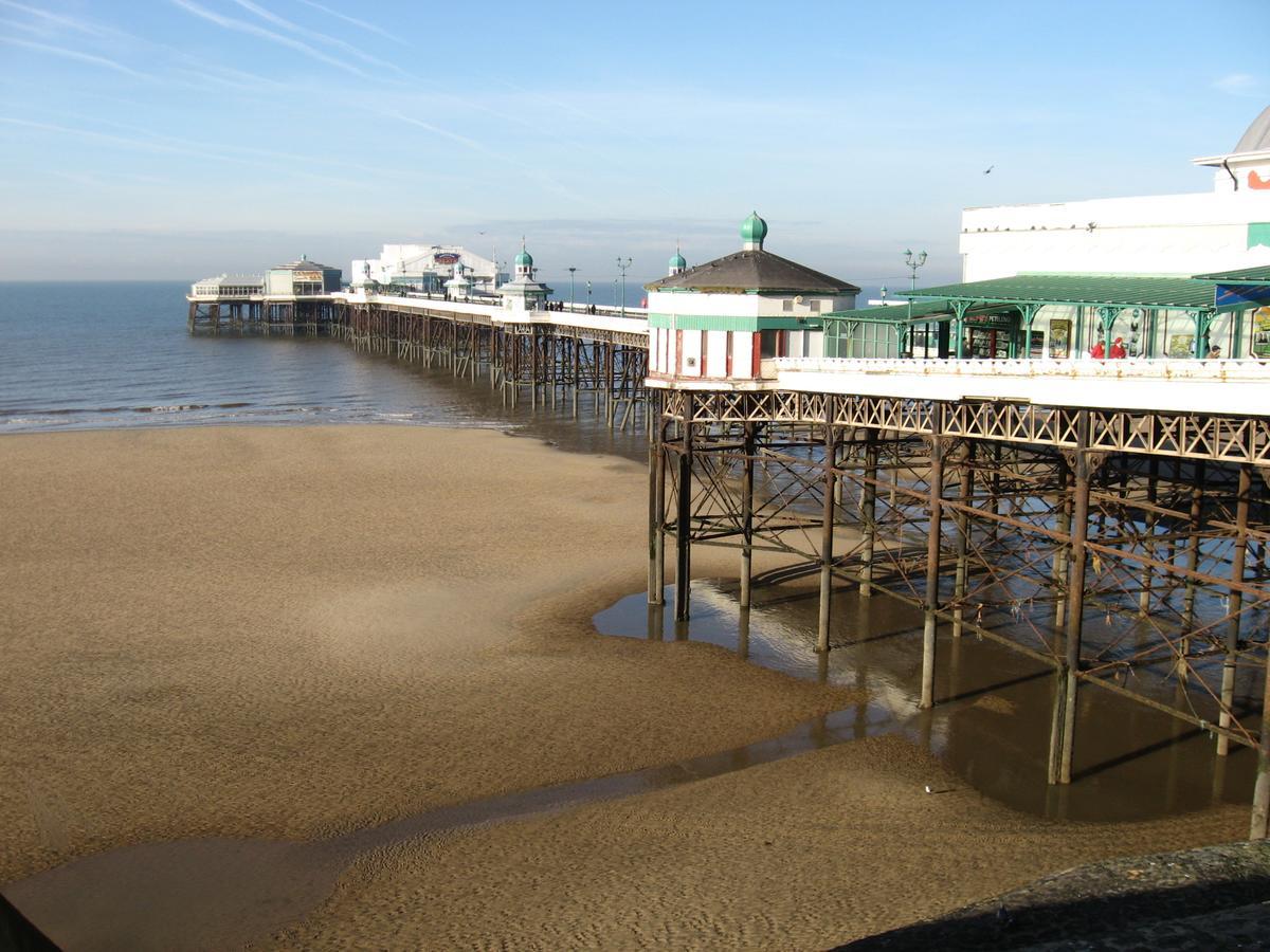 Hornby House Hotel Blackpool Bagian luar foto
